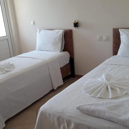 Gece Guenduez Otel *