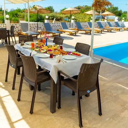 Gece Guenduez Otel فندق *